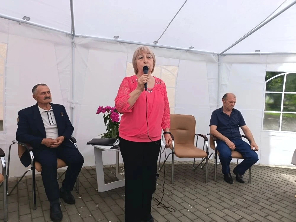 В пятницу, 5 июня, в районном поселке Колышлей состоялся литературный фестиваль «Пусть говорит книга