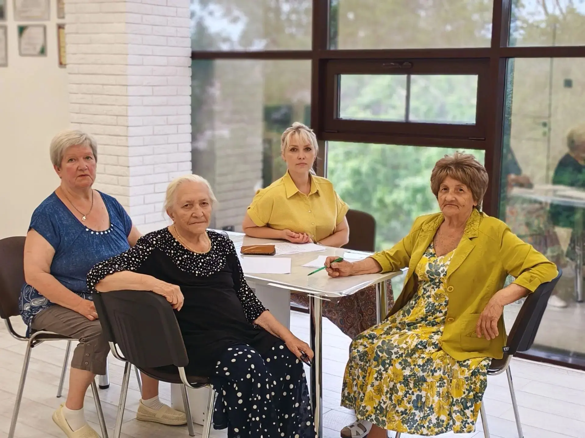 Клуб «Луч надежды»: пожилые граждане «на активной волне»
⁣
Игровая терапия тренирует память и вниман