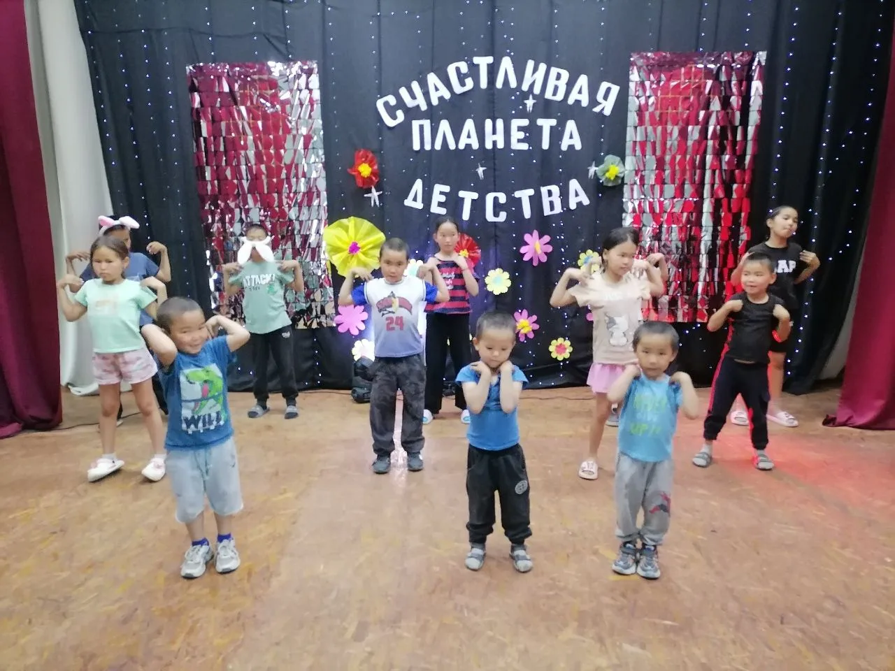 🩵🪷 🩷 Летний навигатор по досугу, куда пойти с детьми в Тес-Хемском кожууне?

🪷 Лето — время откр