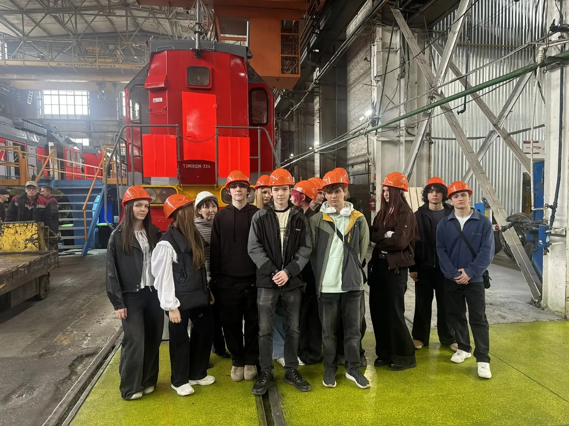 🚂 Наши на тепловозоремонтном заводе

На сегодняшний день Астраханский тепловозоремонтный завод осущ