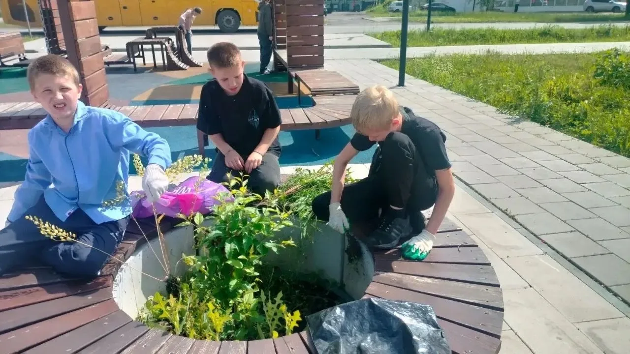 Трудовые и экологические отряды Туринского муниципального округа в действии:
 
В Туринском муниципал