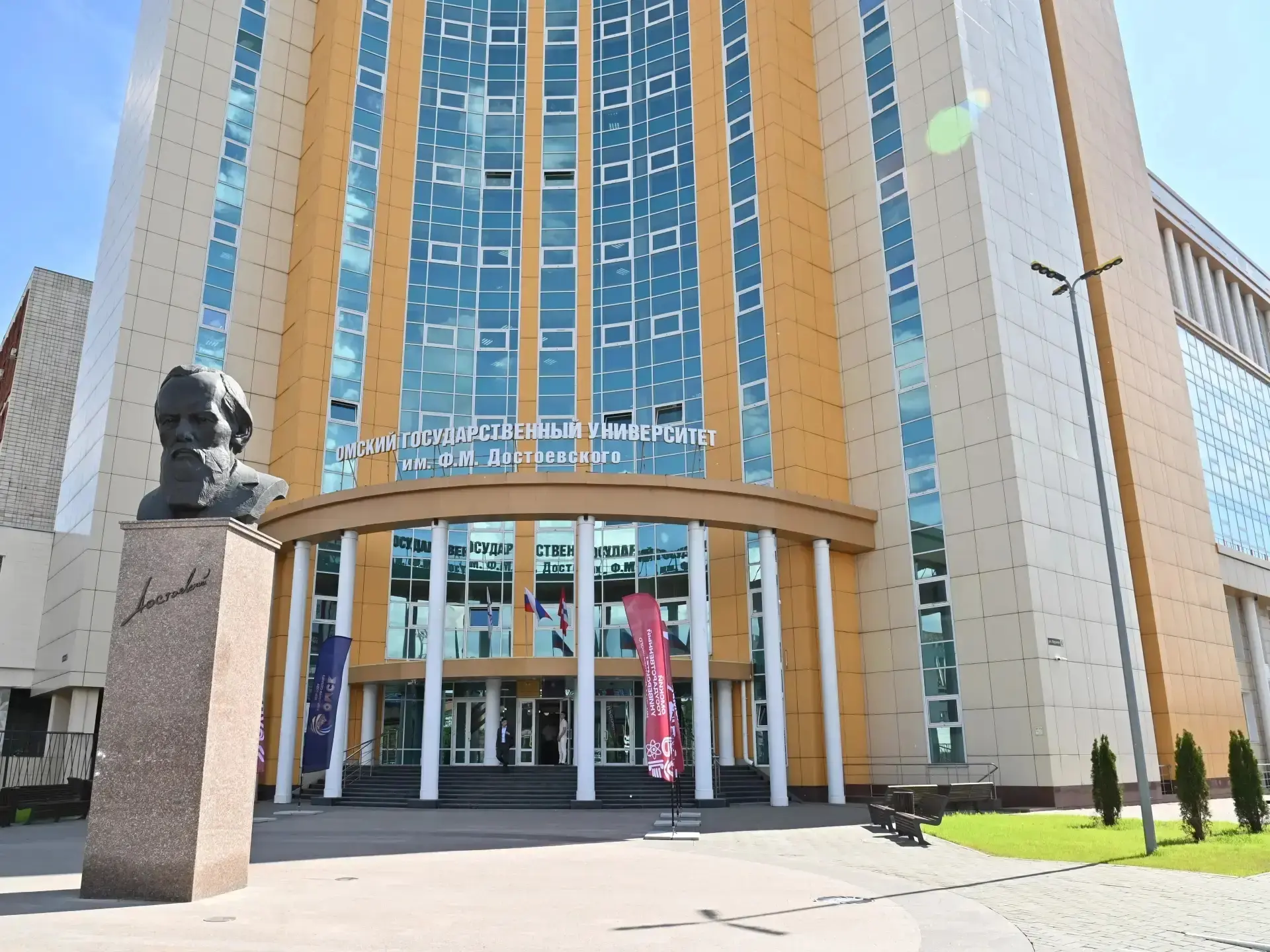 🎓 20 июня пройдёт Большое родительское собрание в ОмГУ

Друзья, приглашаю абитуриентов и их родител