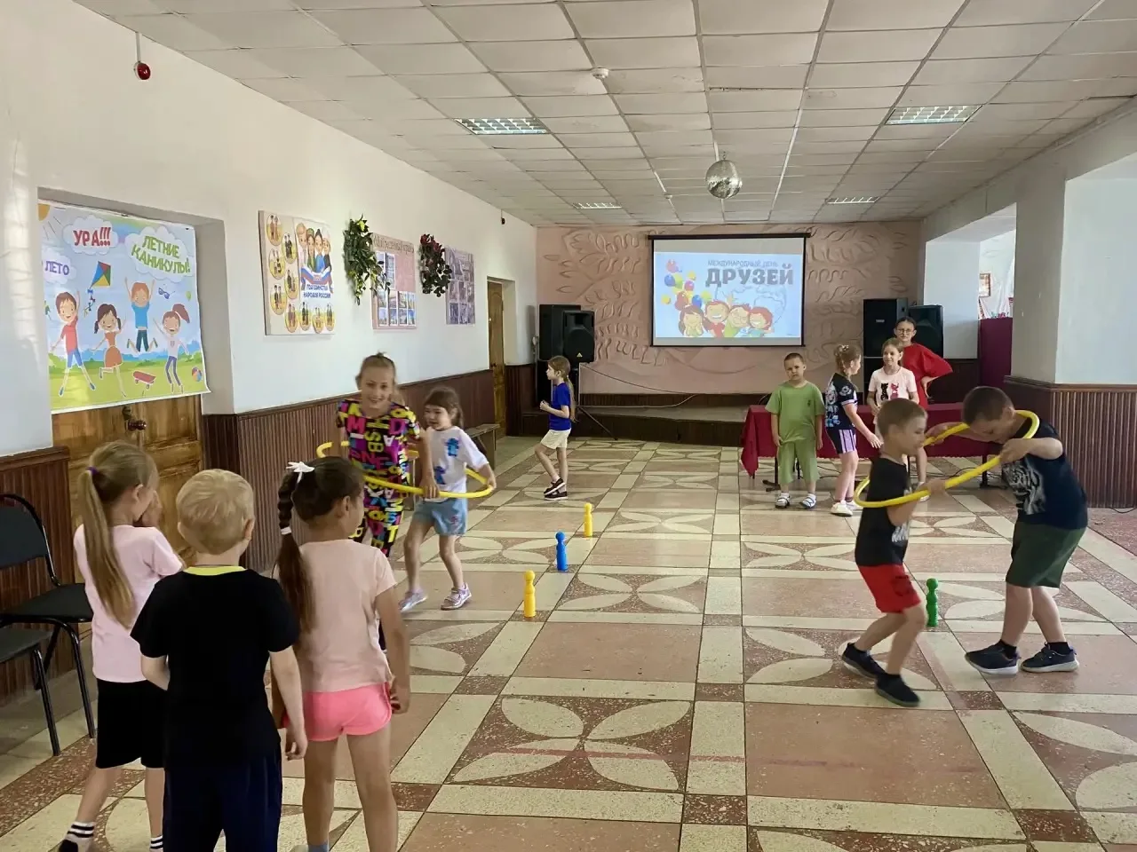 Яркий день дружбы, улыбок и красоты! ✨

💥Наш лагерь продолжает свою насыщенную работу, и сегодня мы