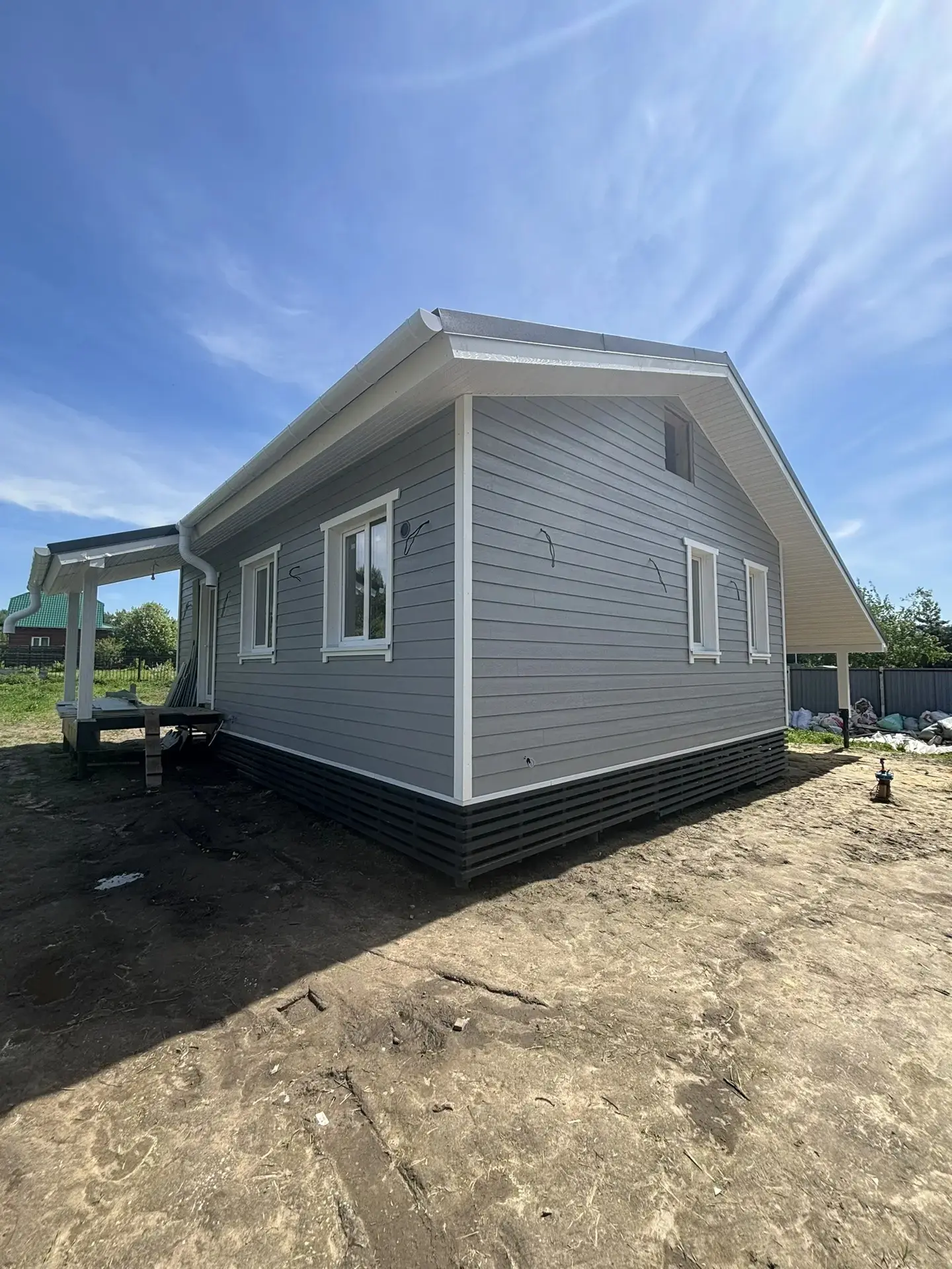 ❗️Немного вестей с СНТ «Морозко». 

✅️ Мы на финишной прямой!
🏠 По фасадной отделке остались неболь