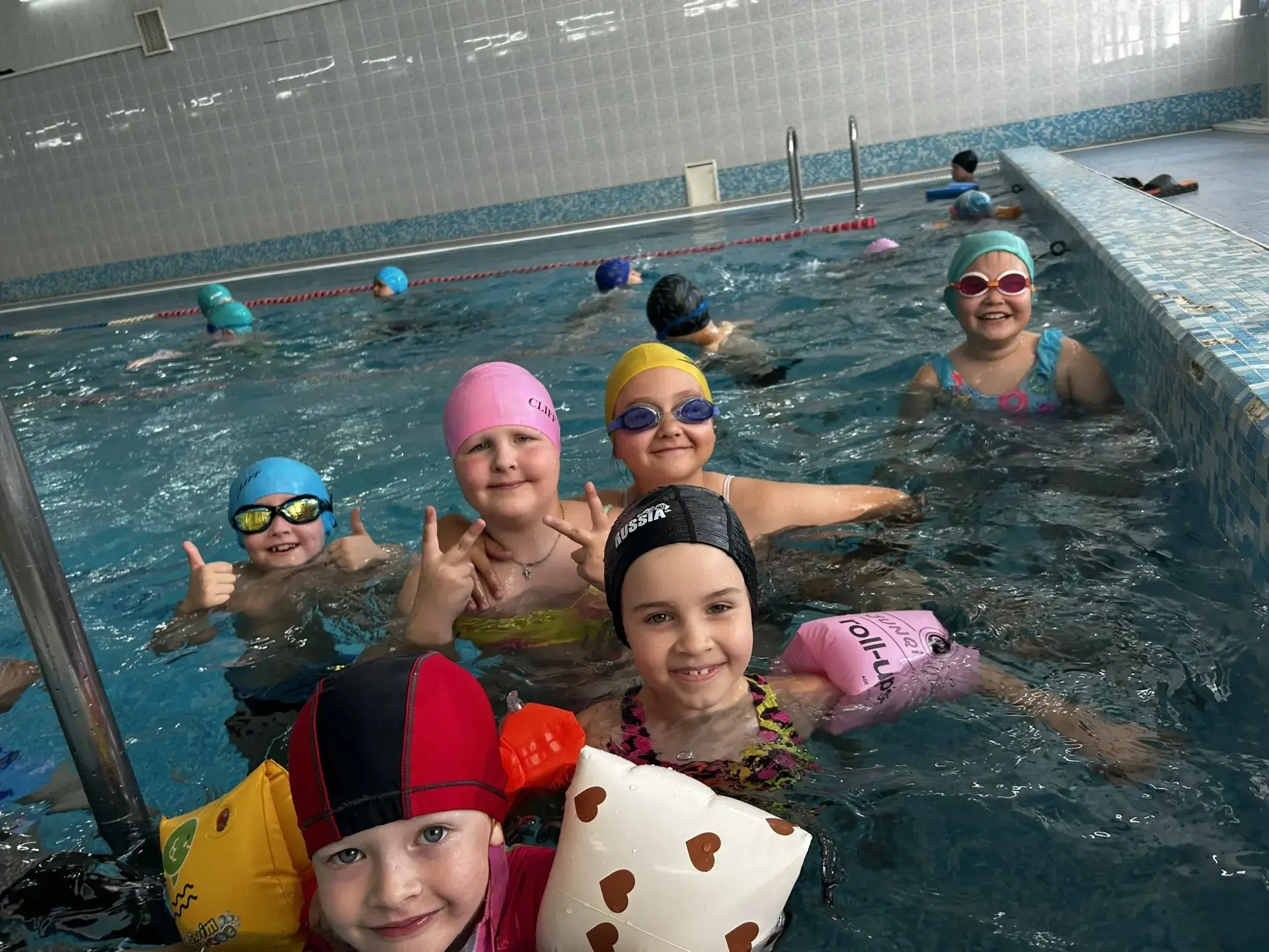 🏊‍♂️🥗 ДЕНЬ ЗДОРОВЬЯ В ЛАГЕРЕ: СПОРТ, ЗНАНИЯ, ТВОРЧЕСТВО И ПОЛЕЗНЫЙ ЗАВТРАК!
Этот день в лагере про
