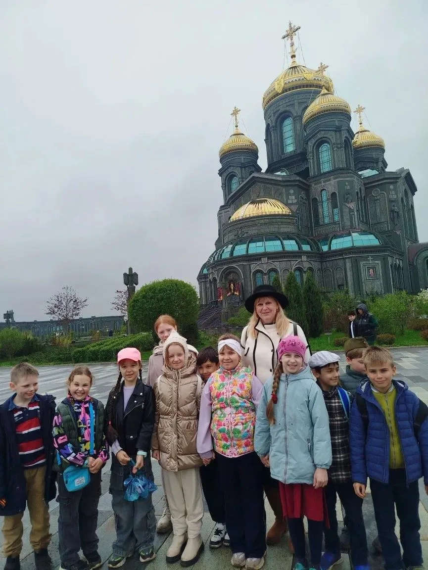 Поездка в Парк Патриот. Нет ничего интереснее совместных поездок по Подмосковью. В майские праздники
