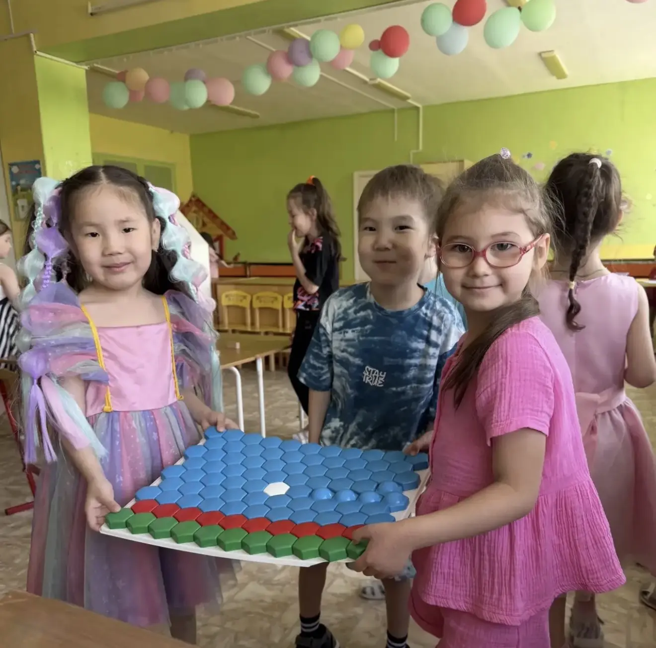 🌟 Тематическая неделя, посвящённая Ысыаху! 🌟

В старших и подготовительных группах прошла увлекате