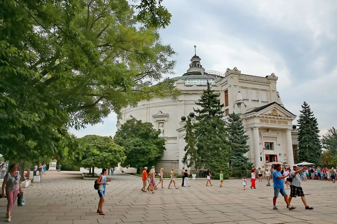 Панорама «Оборона Севастополя 1854 – 1855 гг. написана художником Францем Алексеевичем Рубо и открыт