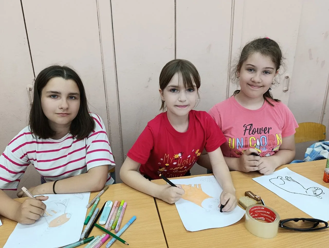 Тары-бары-растабары!
Познакомьтесь: капибара –
Удивительный зверёк,
Кто же так его нарёк?

Что же эт