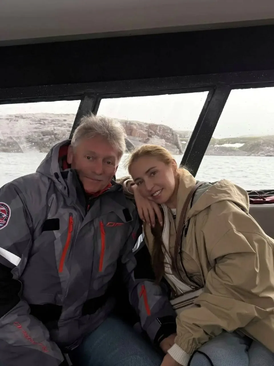 Семейный выбор в пользу Севера: за впечатлениями — в Мурманскую область! 

Татьяна Навка и Дмитрий П