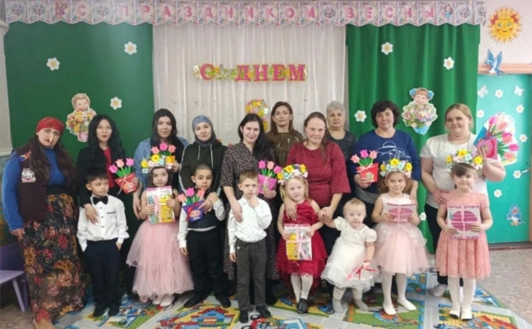 👸 Школа Василис 👸

✨️ В старшей группе "Почемучки" прошёл утренник, посвященный Международному жен