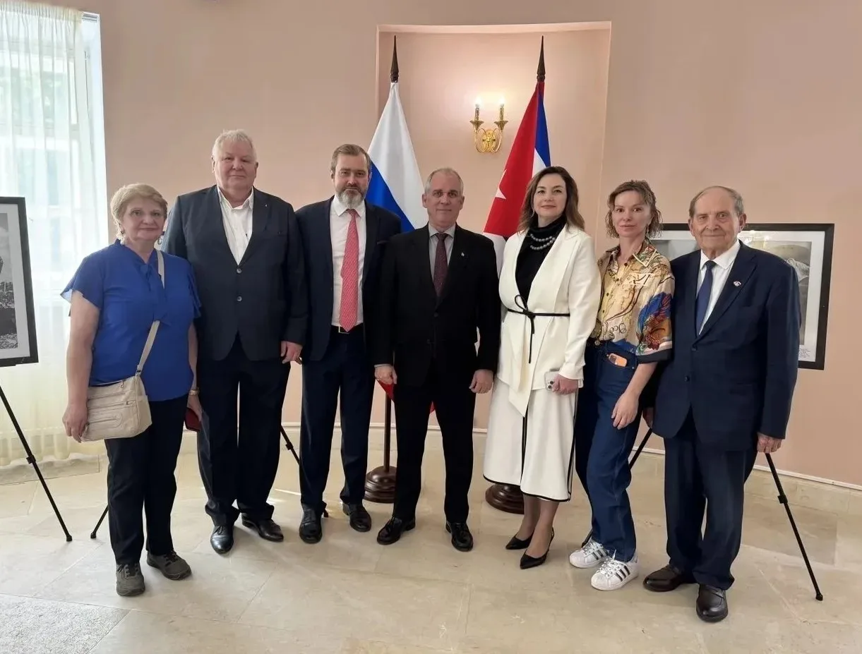 Начало июня было отмечено проведением в  Московской городской Думе фотовыставки «Всегда до победы!»,