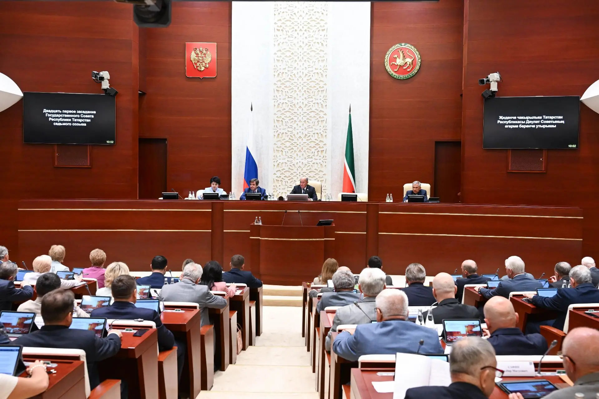 В Казани состоялось заседание Государственного Совета республики

Сегодня в Казани состоялось двадца
