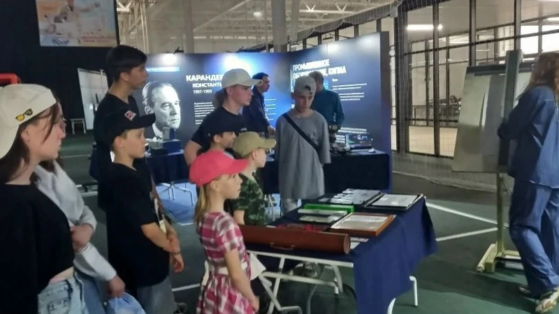 07.05 2026 года воспитанники Елабужского детского дома побывали в "Алабуга Политех" на выставке труд
