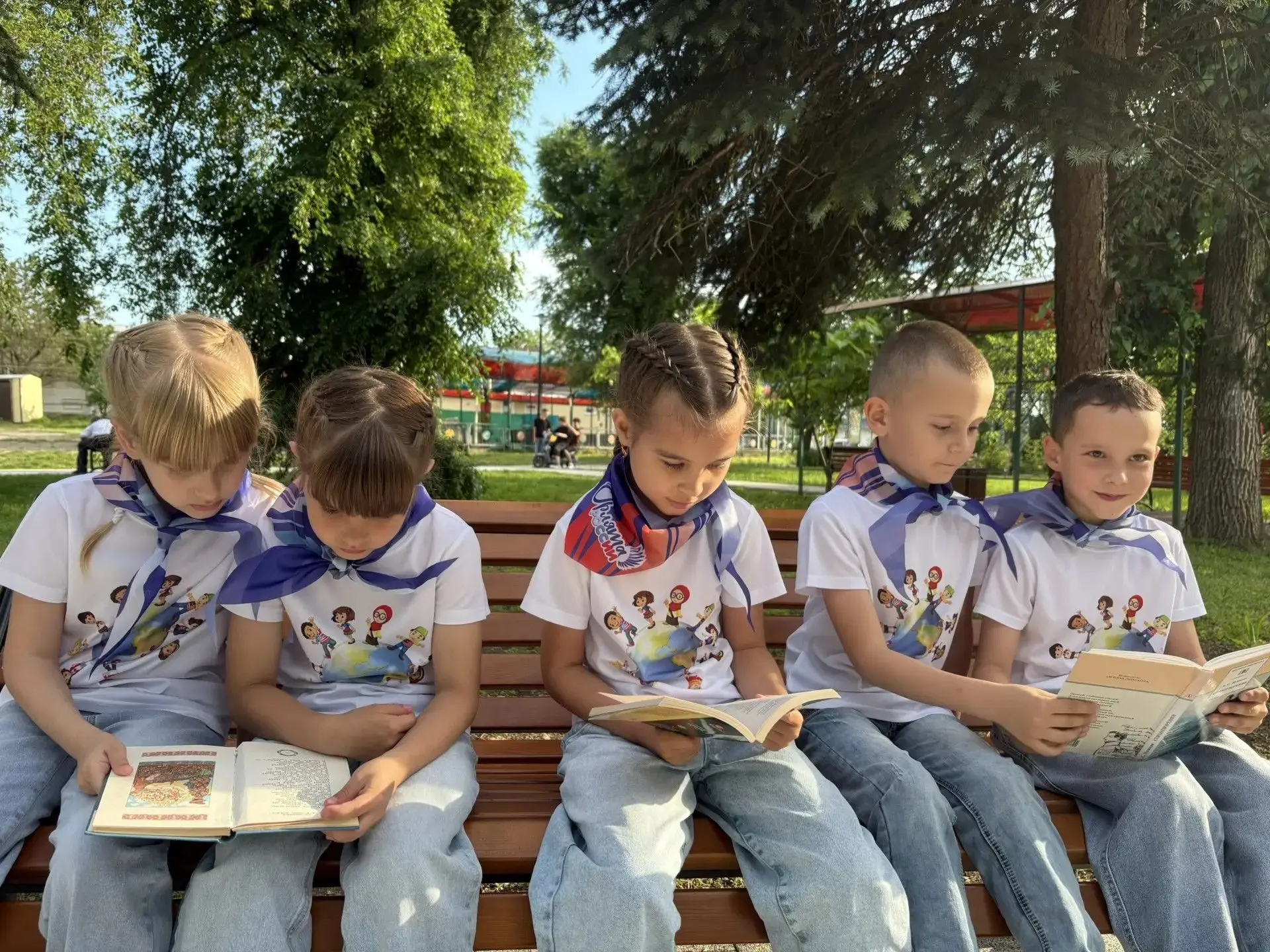 6 июня, в День русского языка и день рождения А. С. Пушкина, по всей стране проходит акция «Читаем П