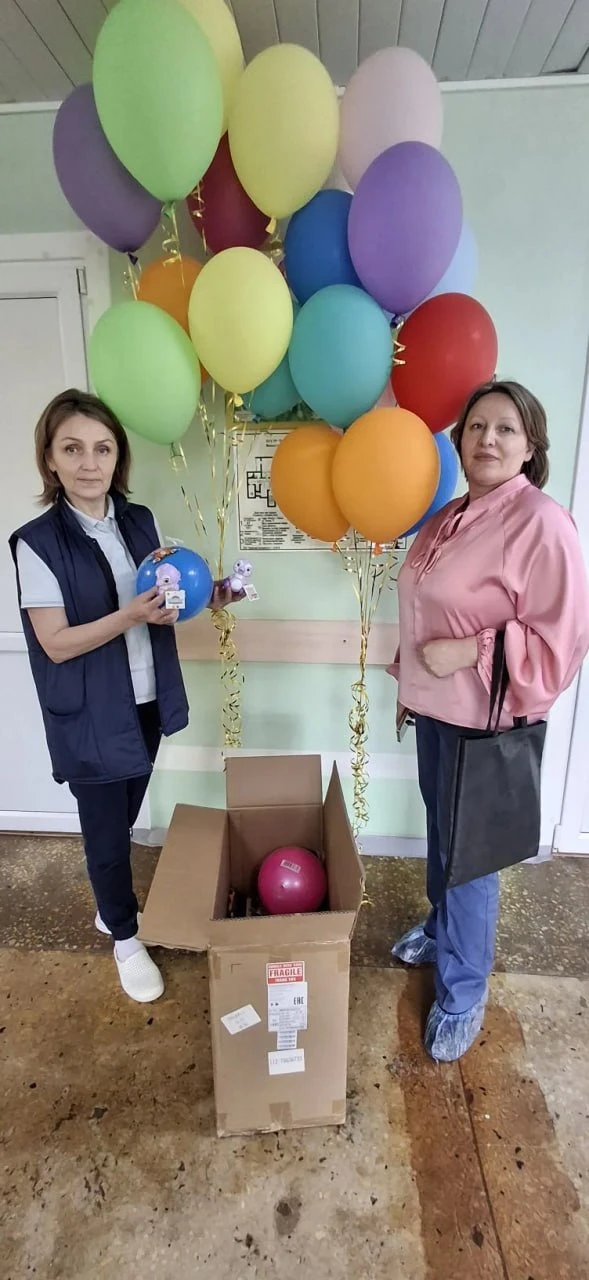 🎁 Коробка храбрости для маленьких героев 🏆

В преддверии Дня защиты детей мы снова побывали в детс