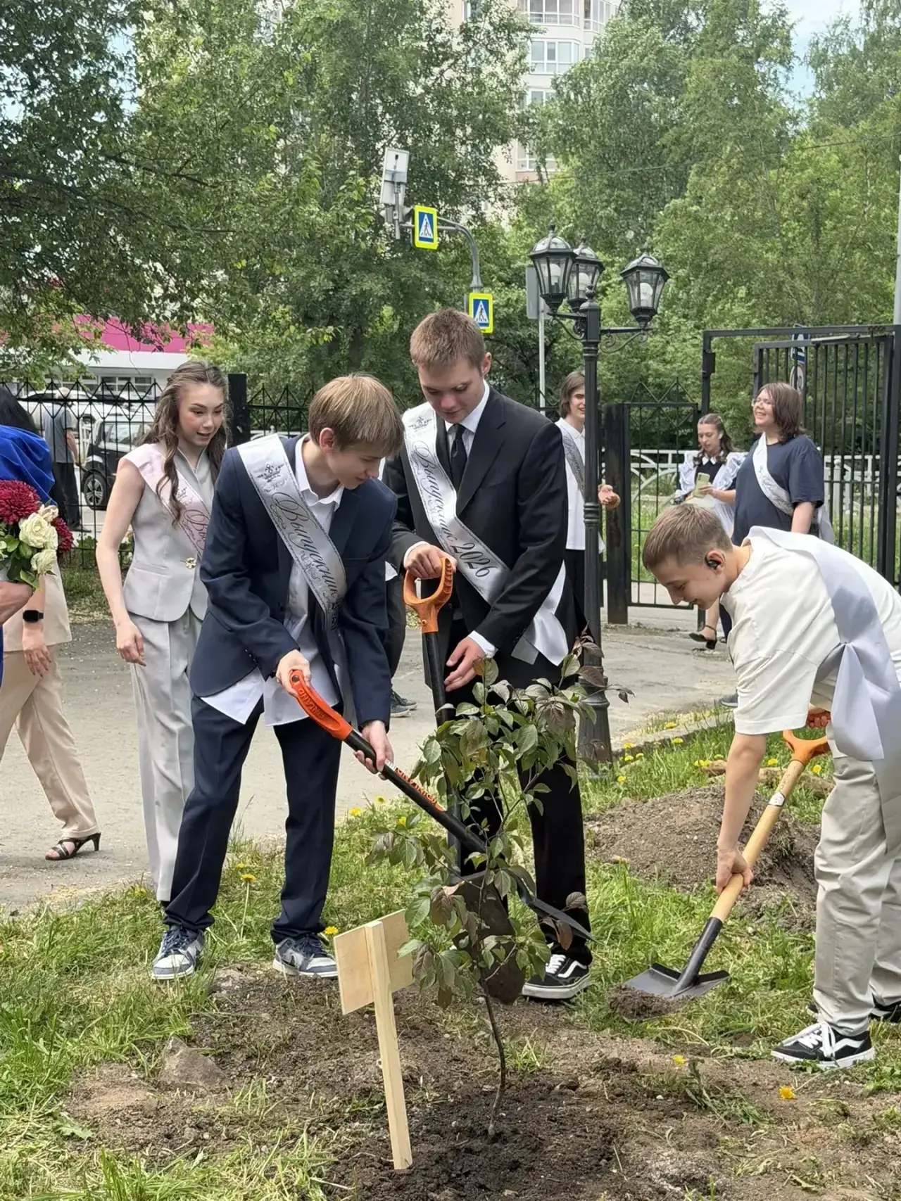🌿 Неделя экологии: делаем мир чище и зеленее! 🌍

Сегодня, 5 июня, весь мир отмечает Всемирный день