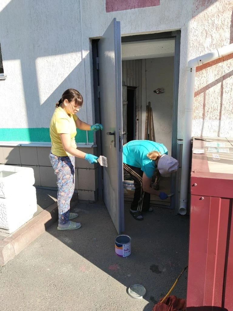 Ремонт в детском саду ✅✅✅

Наши педагоги не покладая рук работали целую неделю, для того, чтобы обно
