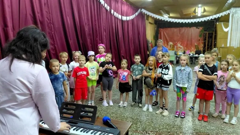 8 июня в пришкольном лагере "Тополёк" прошел захватывающий тематический день, посвященный Великим из