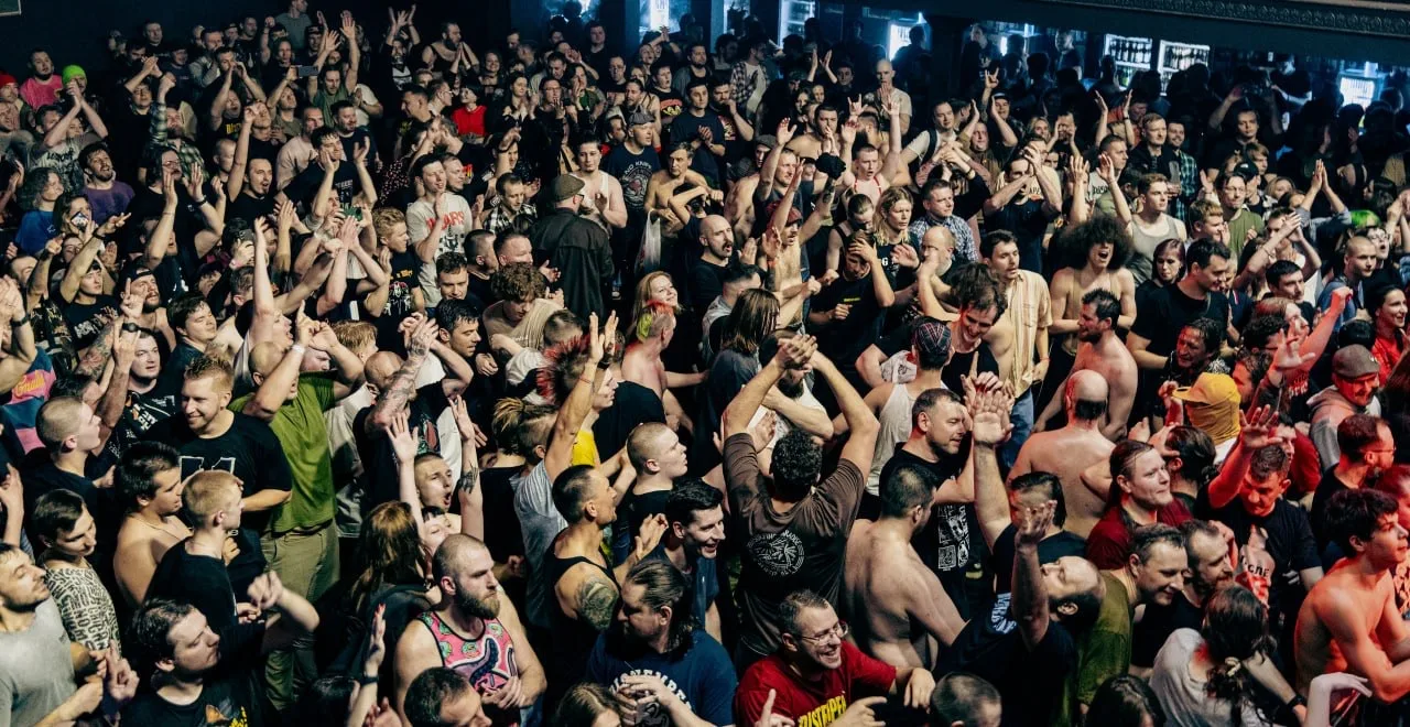 🎤 Вот и отгремел мощный ска‑концерт #Distemper в Москве!

Ищите себя на фото:

📸 [контакт скрыт]

