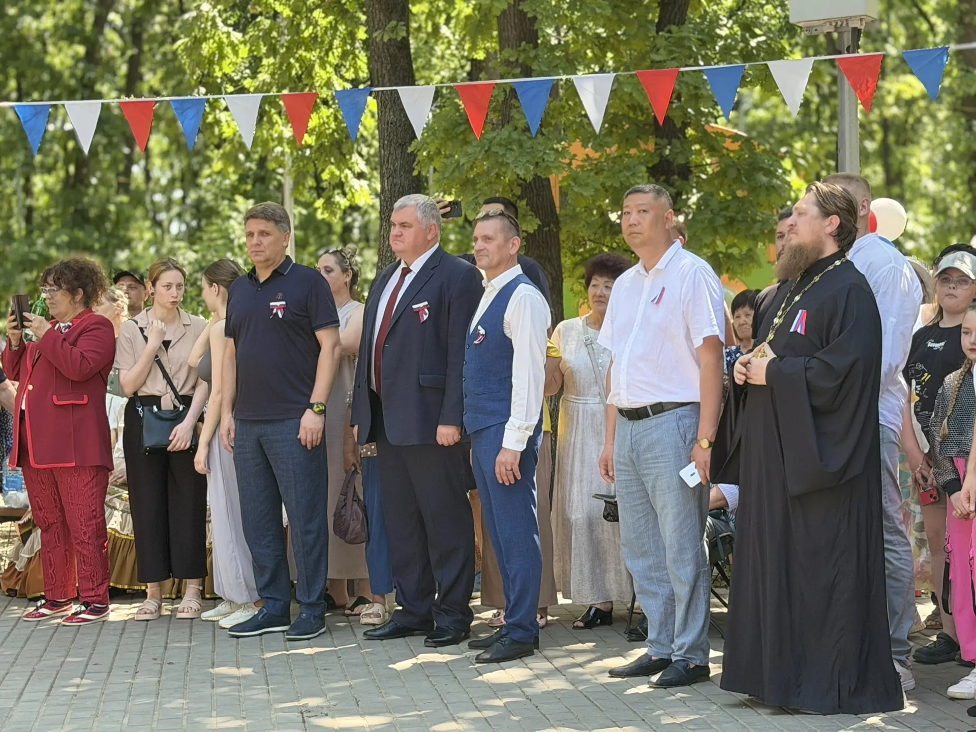 🇷🇺 В селе Кулешовка отметили День России

Сегодня в парке «Дубовая роща» состоялось торжественное 