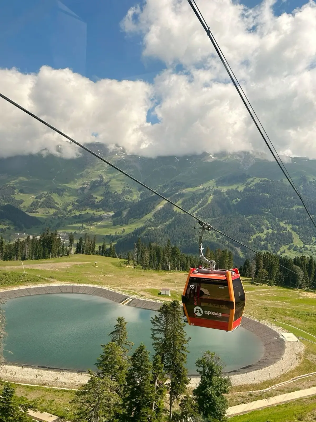 🚠КАНАТНАЯ ДОРОГА АРХЫЗ

А вы знали, что на курорте «Архыз» работает сеть из 9 канатных дорог, разде