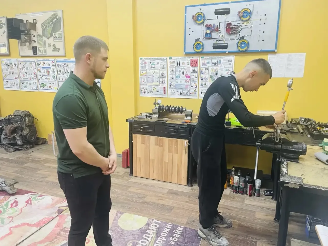 В течение трех дней проходил демонстрационный экзамен   по специальности   23.02.04 «Техническая экс