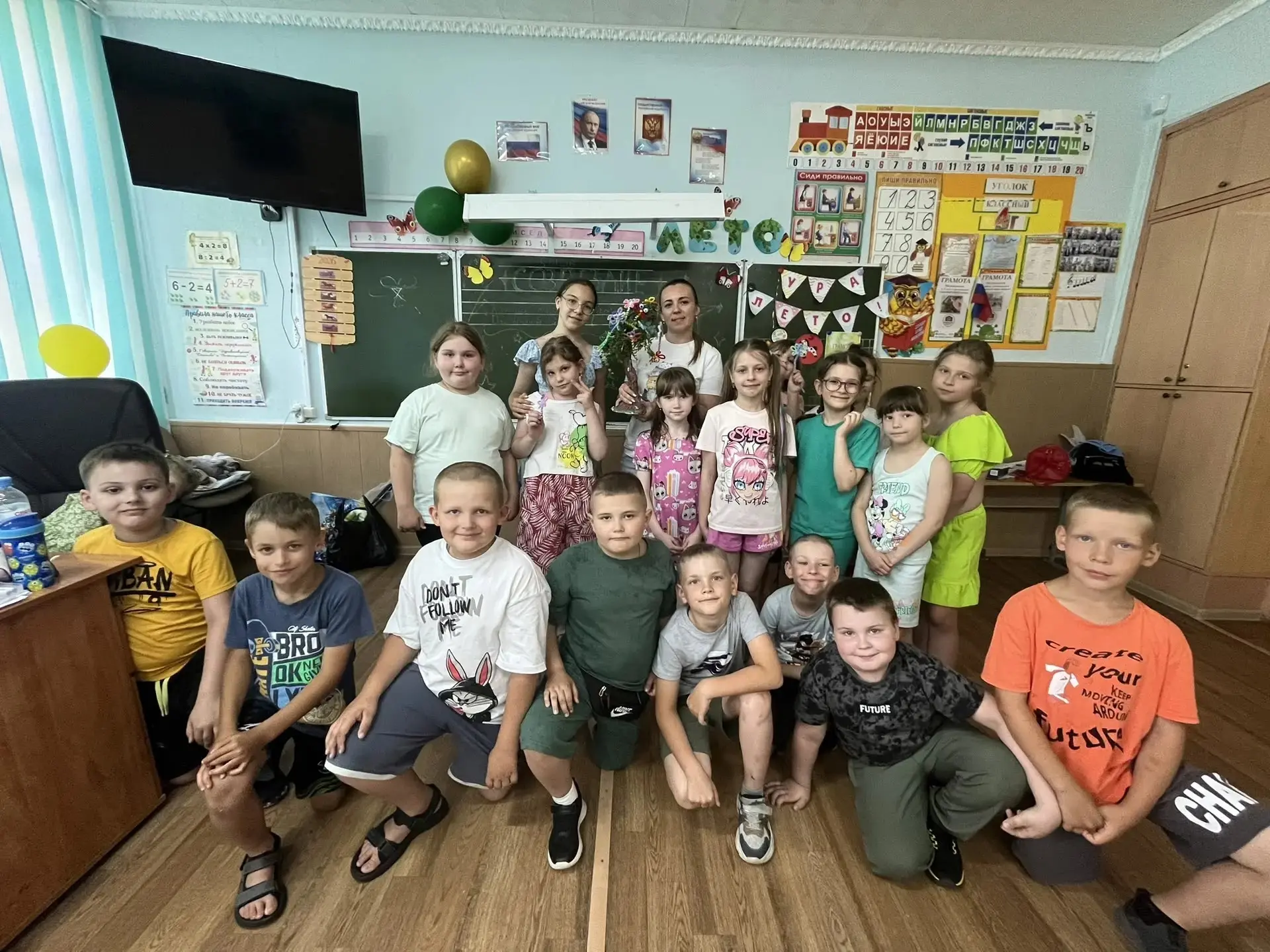 А у нас🌳 в "Лукоморье" один из самых креативных дней смены👦👧 "Палитра единства" - День 📷🎥блогер