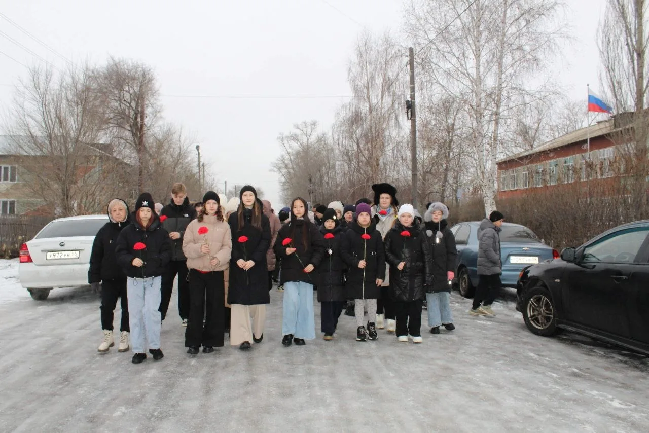 ✅ Час памяти «Вошедший в память неизвестным», посвященный Дню Неизвестного Солдата.

📌3 декабря в Р