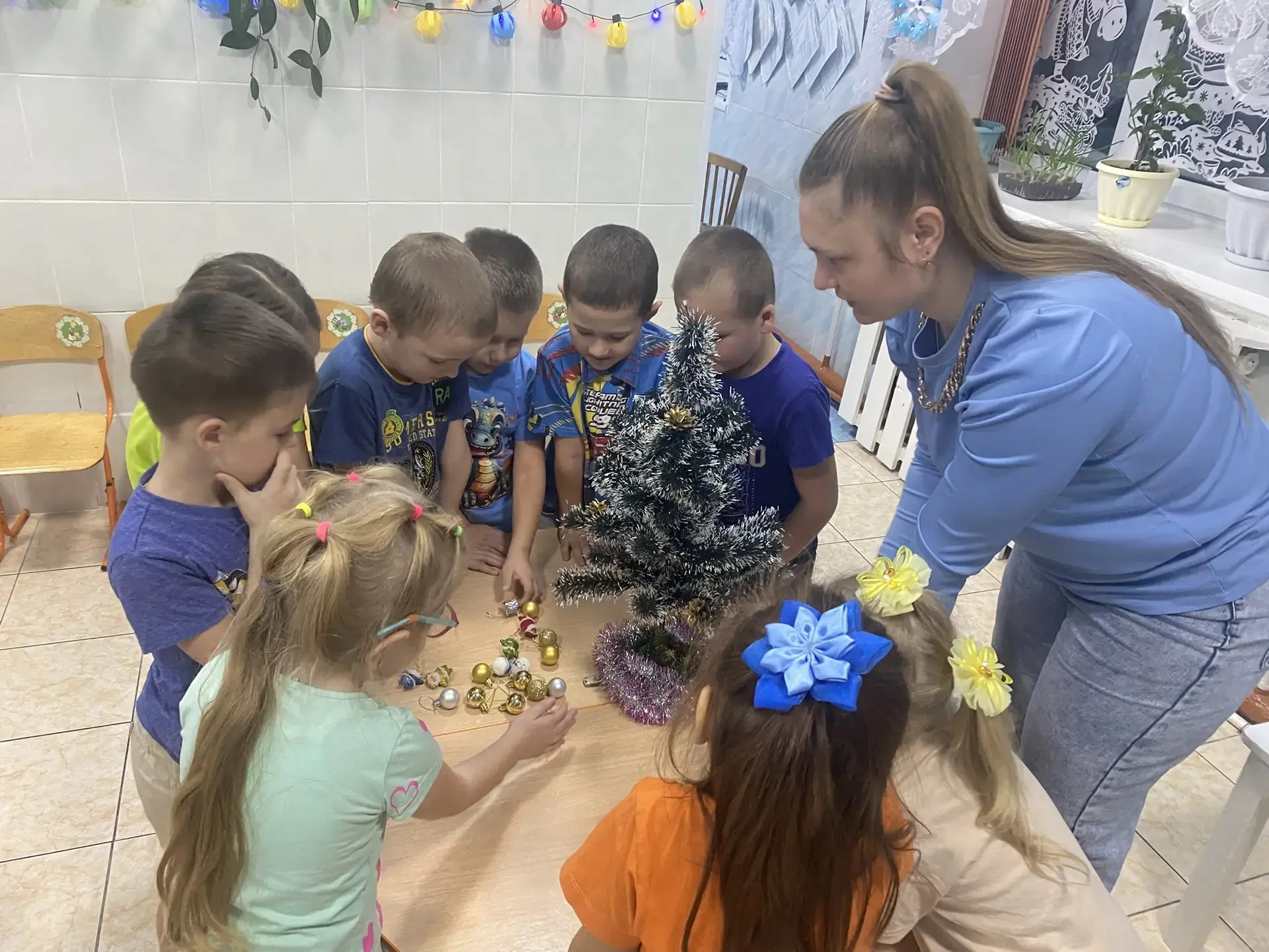 🌟У детей подготовительной группы прошел волшебный день - «Как мы ёлочку наряжали»🎄
✨🎄Для детей пр