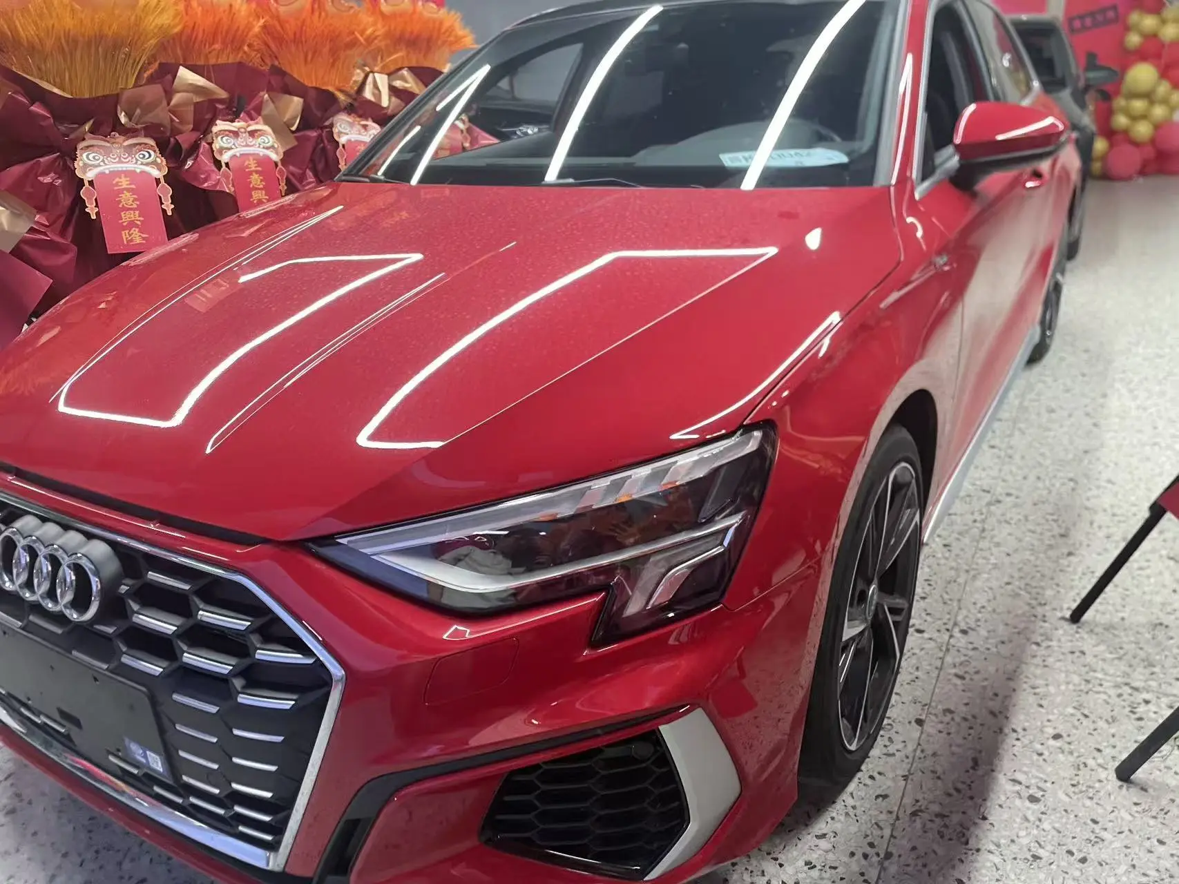 ГОРЯЧЕЕ ПРЕДЛОЖЕНИЕ из Китая🇨🇳:

Audi A3 🚀 
Выпуск: 08.2022год 
Мотор: 1.4/150🐎
Пробег 26.185 км