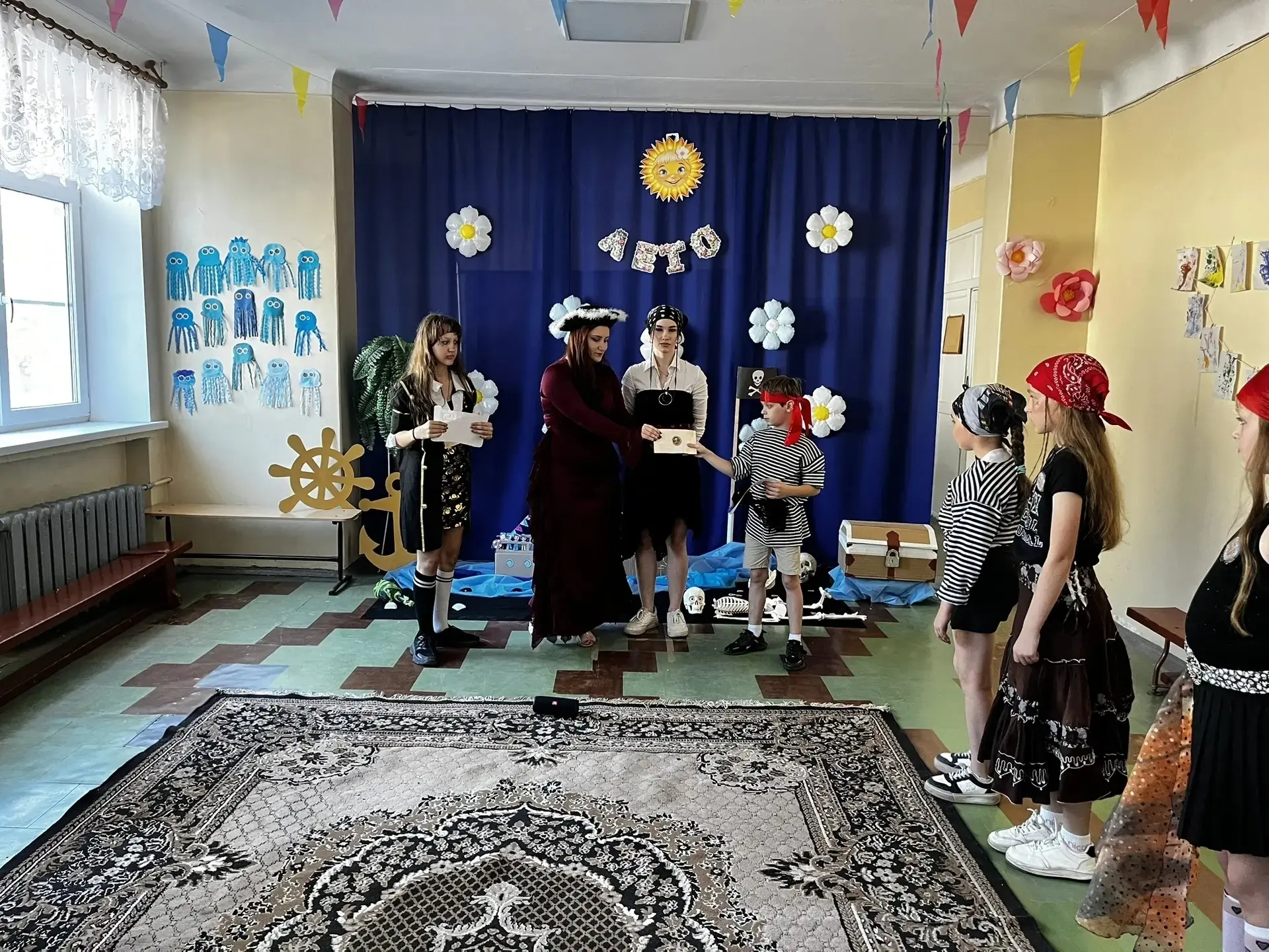 🏴‍☠️ День поиска сокровищ в нашем школьном лагере! 💰✨

Сегодня был не просто день — сегодня было н