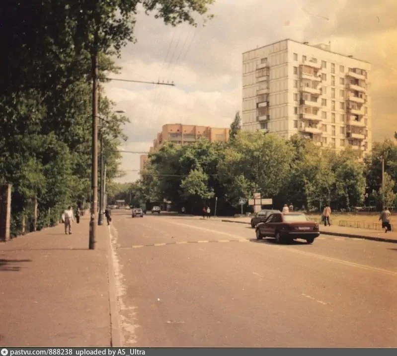 Улица Барболина 2000

Ретро Москва | Ретро ВАО Москва