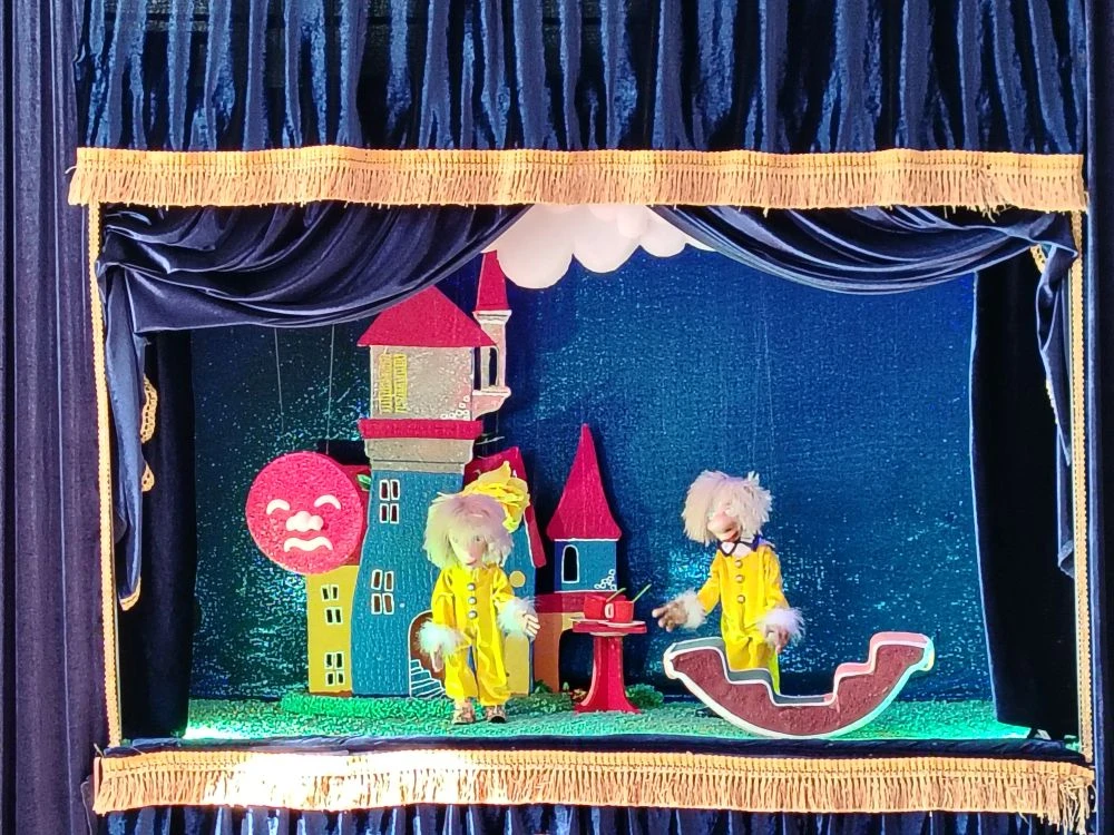🎉 У нас в детском саду — настоящая премьера! 🎉

К нам с гастролями приехал Чебоксарский театр и пр