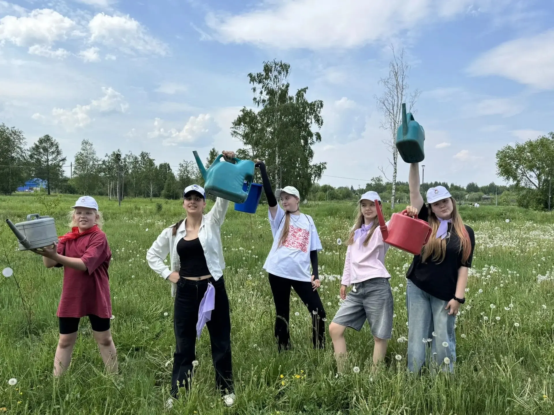 В «Радуге»  проходит летняя смена «Территория творчества»

В Центре дополнительного образования «Рад