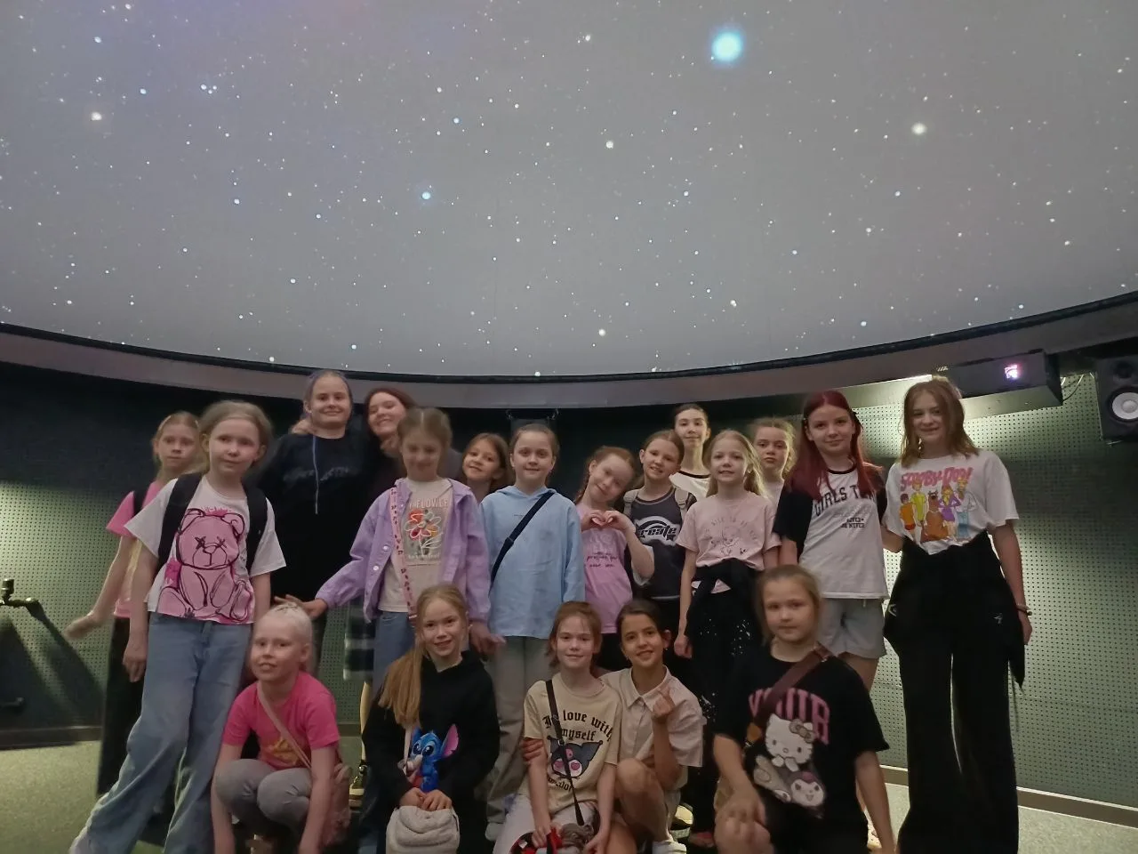 🎉 Совсем недавно наши талантливые ребята одержали яркую победу в муниципальном конкурсе театрализов