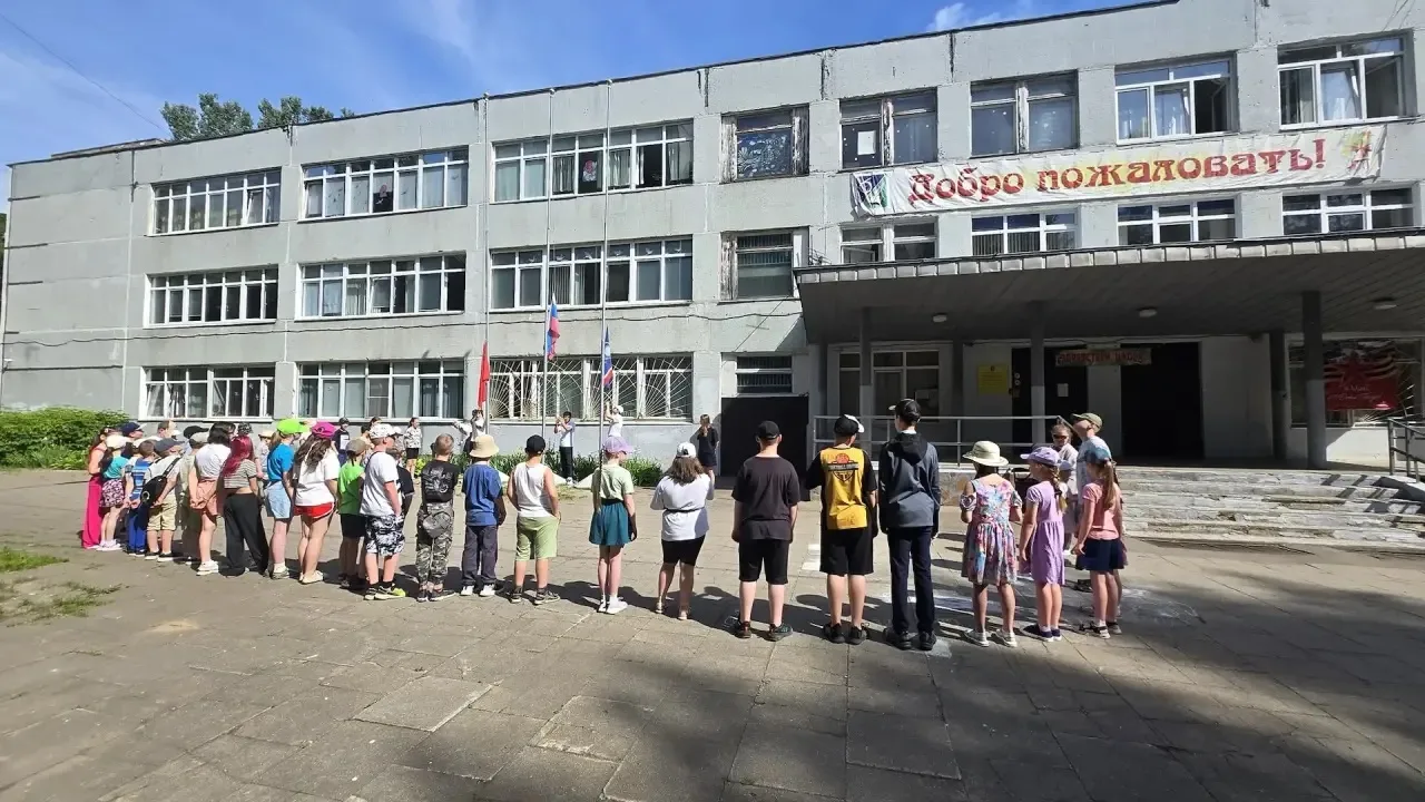 ☀️Первые два дня второй недели в нашем лагере кипела невероятная жизнь!☀️

Сначала мы отметили День 
