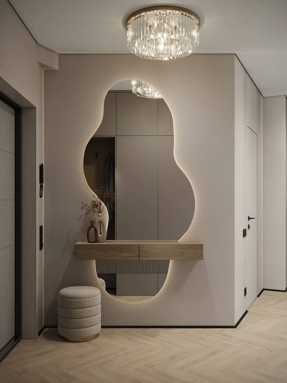 Как создается  «вау эффект» в прихожей, чтоб она была «не как у всех»? 

Давайте детально разберем ф