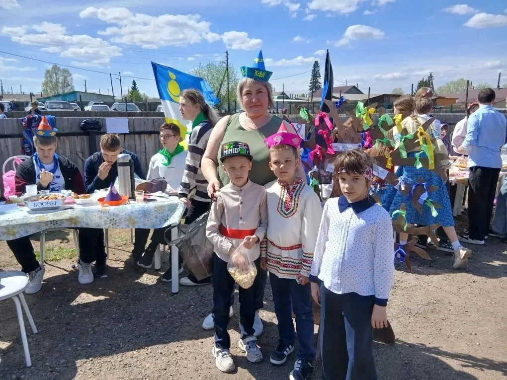 В Абанской школе №4 с размахом прошел фестиваль «ЭтноМир»! 🌍✨

Друзья, это было невероятно! Наша шк