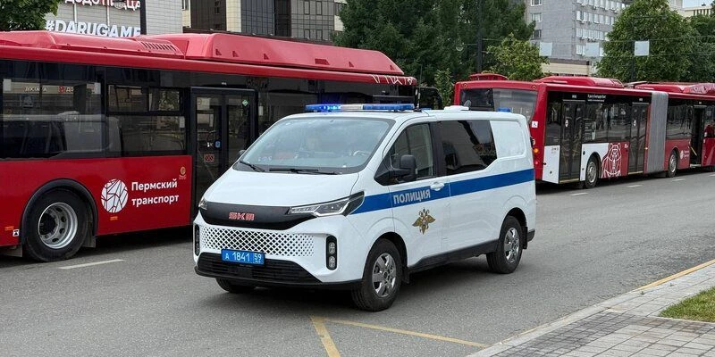 🚨🔥 В Пермской полиции засветился новый SKM M9 — фургон, который ещё даже не вышел в продажу
Вот эт