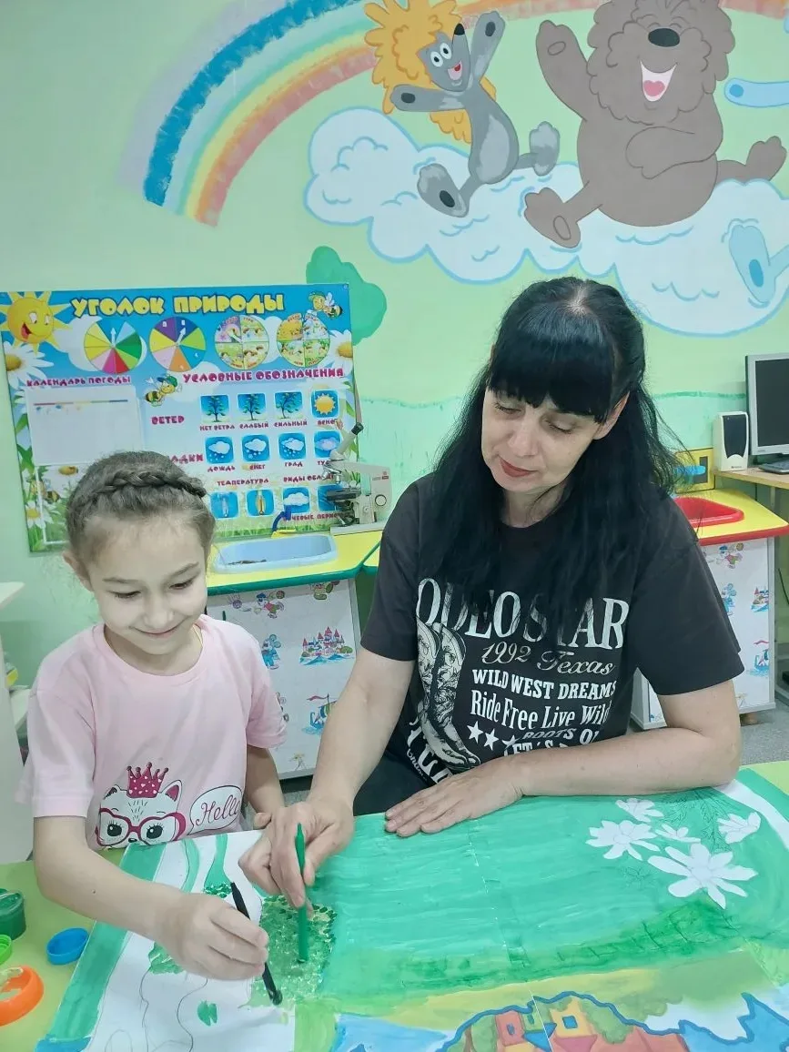 «С чего начинается Родина»

В преддверии Дня России  воспитанники подготовительной группы «Малинки» 