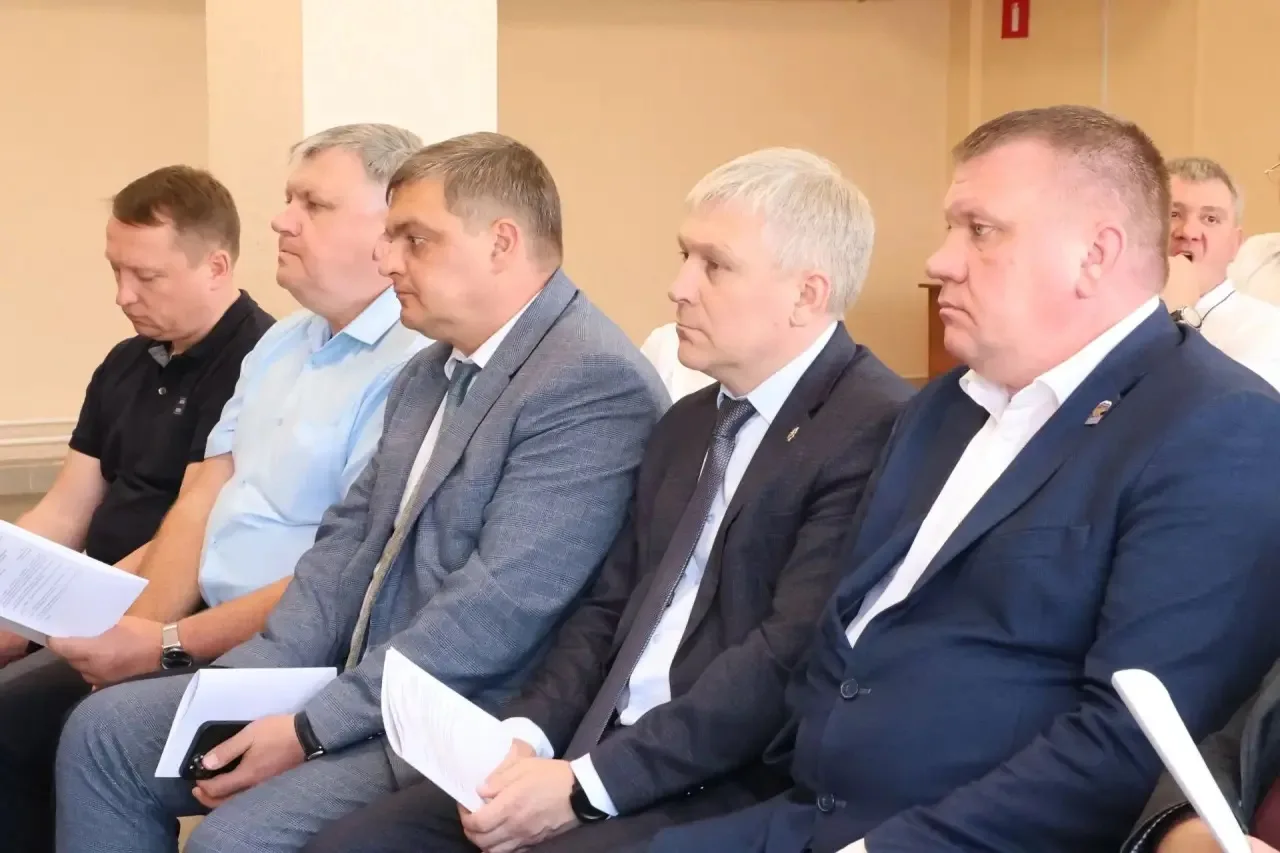 Сегодня также состоялось выездное заседание комитета по спорту, туризму и делам молодёжи. На нем мы 