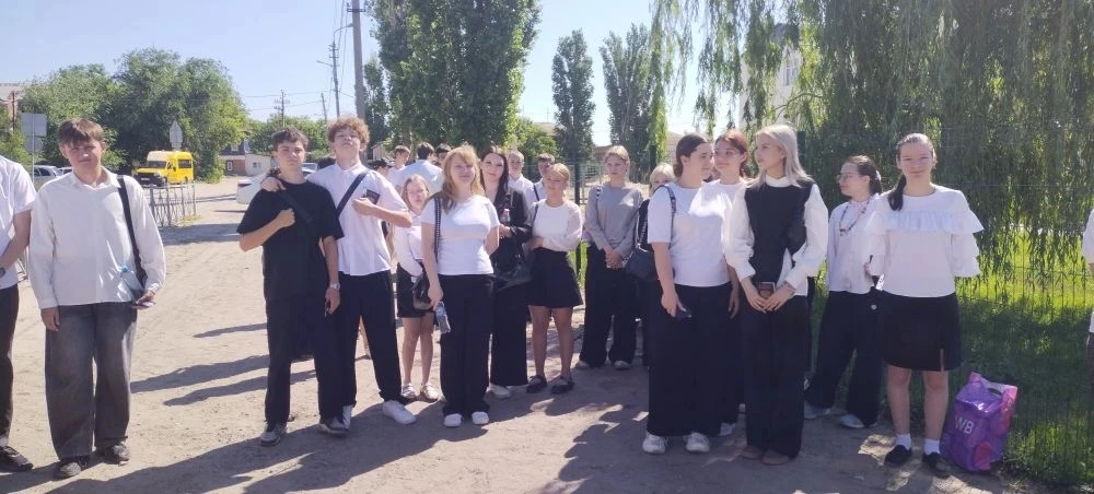 ✅Второй обязательный экзамен по русскому языку  в 9 классе состоялся 9 июня.
Для получения аттестата