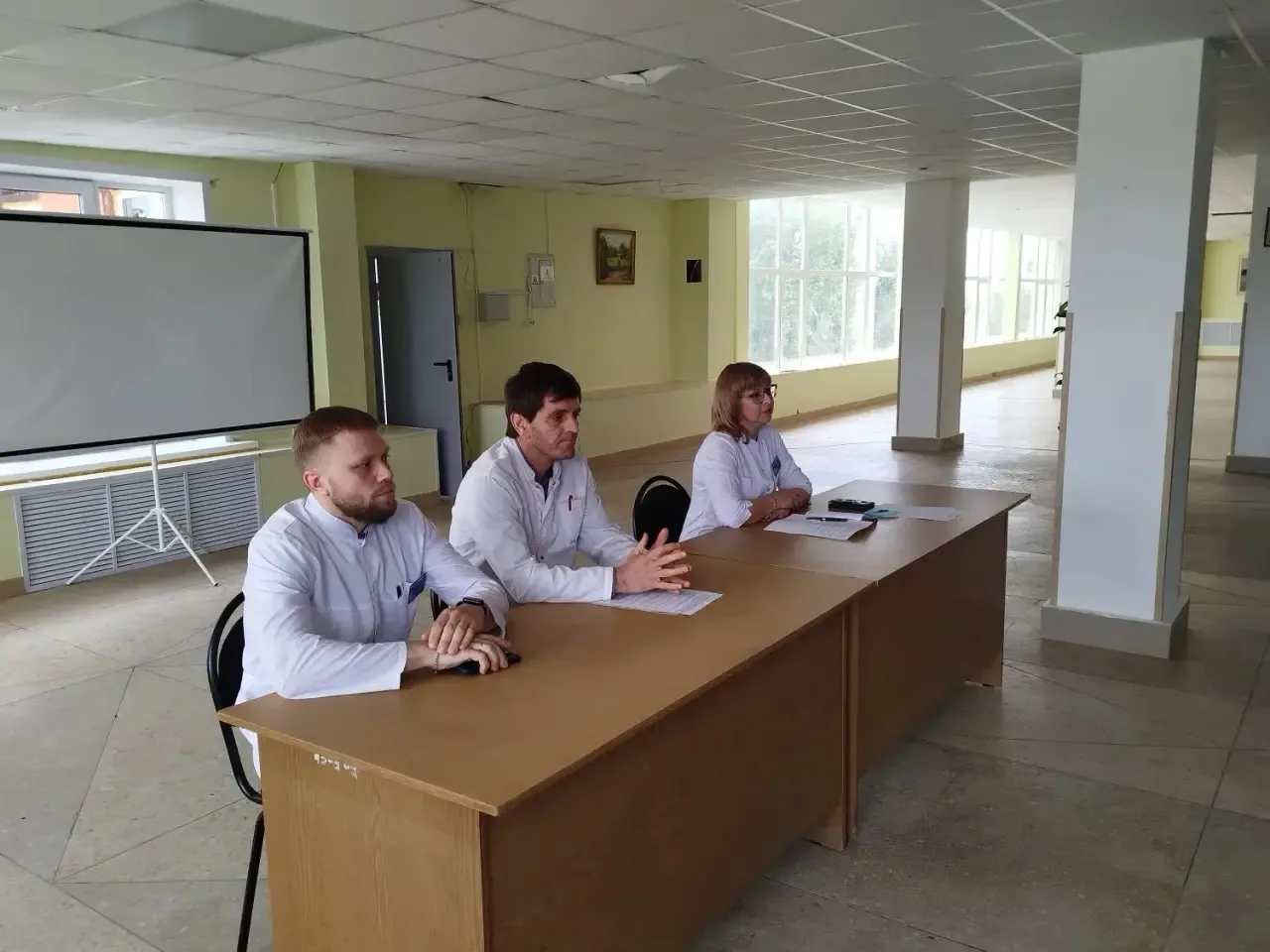 27 мая на базе ГУЗ СО «Ровенская РБ» состоялось совещание с руководителями образовательных учреждени