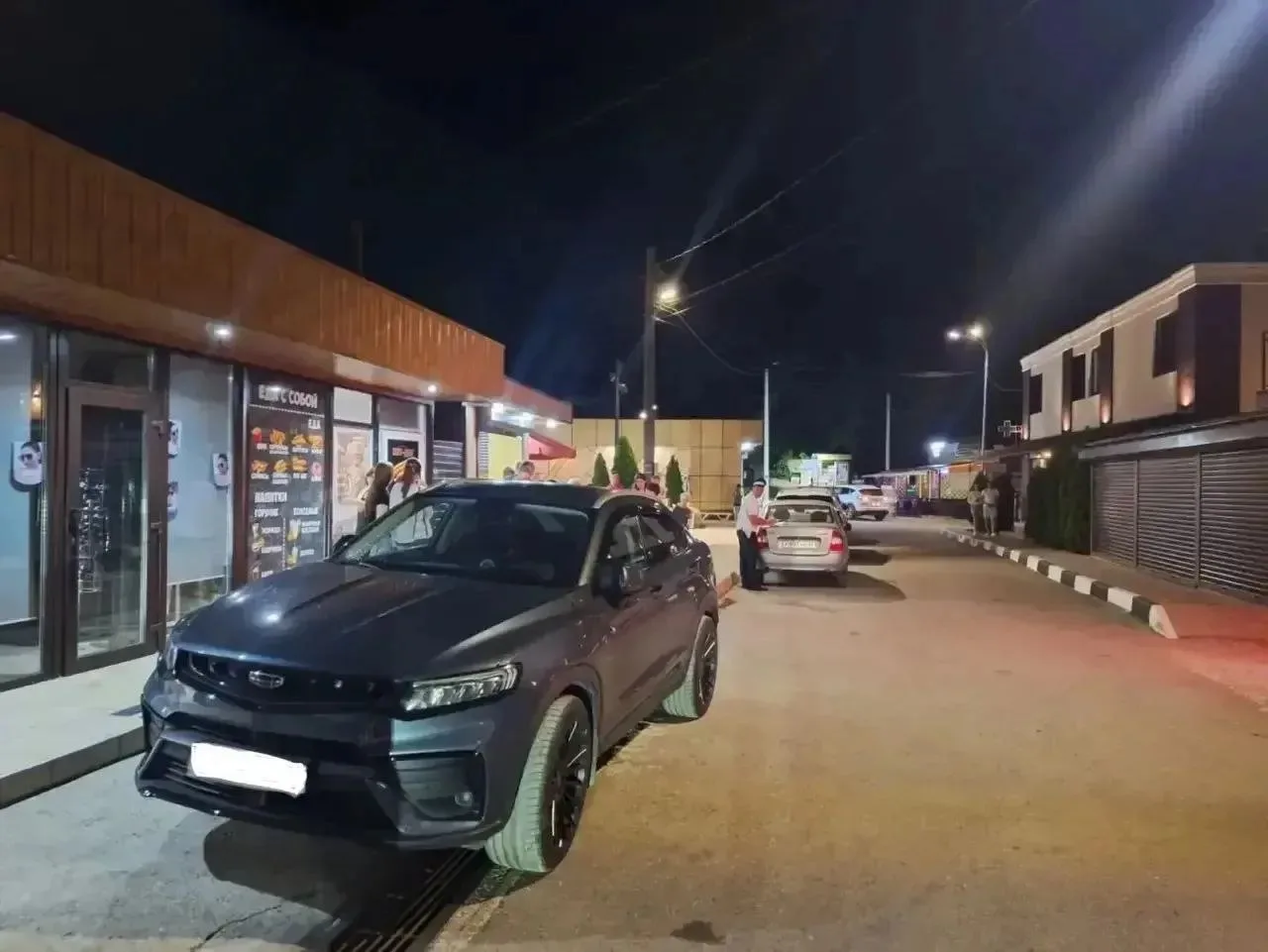 🚘 8 летний ребенок попал под колеса кроссовера в Сочи.

В пригороде Сочи, вечером 10 июля произошло