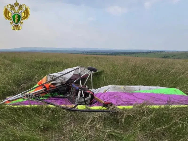 В Минусинском МО пилот выпал из самодельного паралета

В районе Малой Минусы мужчина выпал из самоде