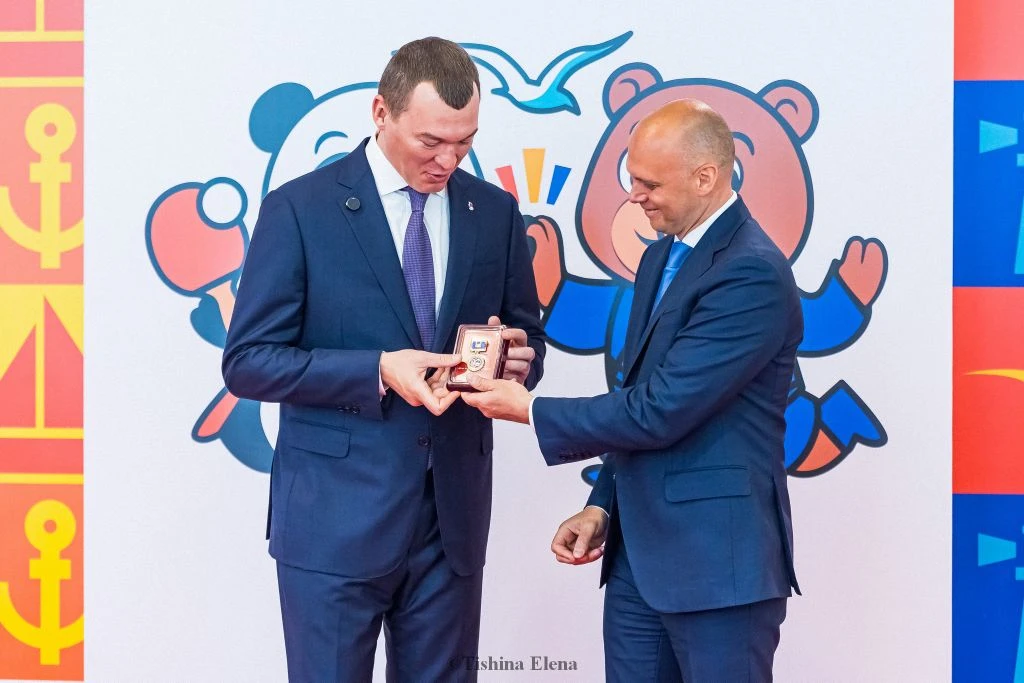 🇷🇺 Больше полусотни лауреатов!

Длинные выходные в честь Дня России 2026 закроем державно!

Во вре