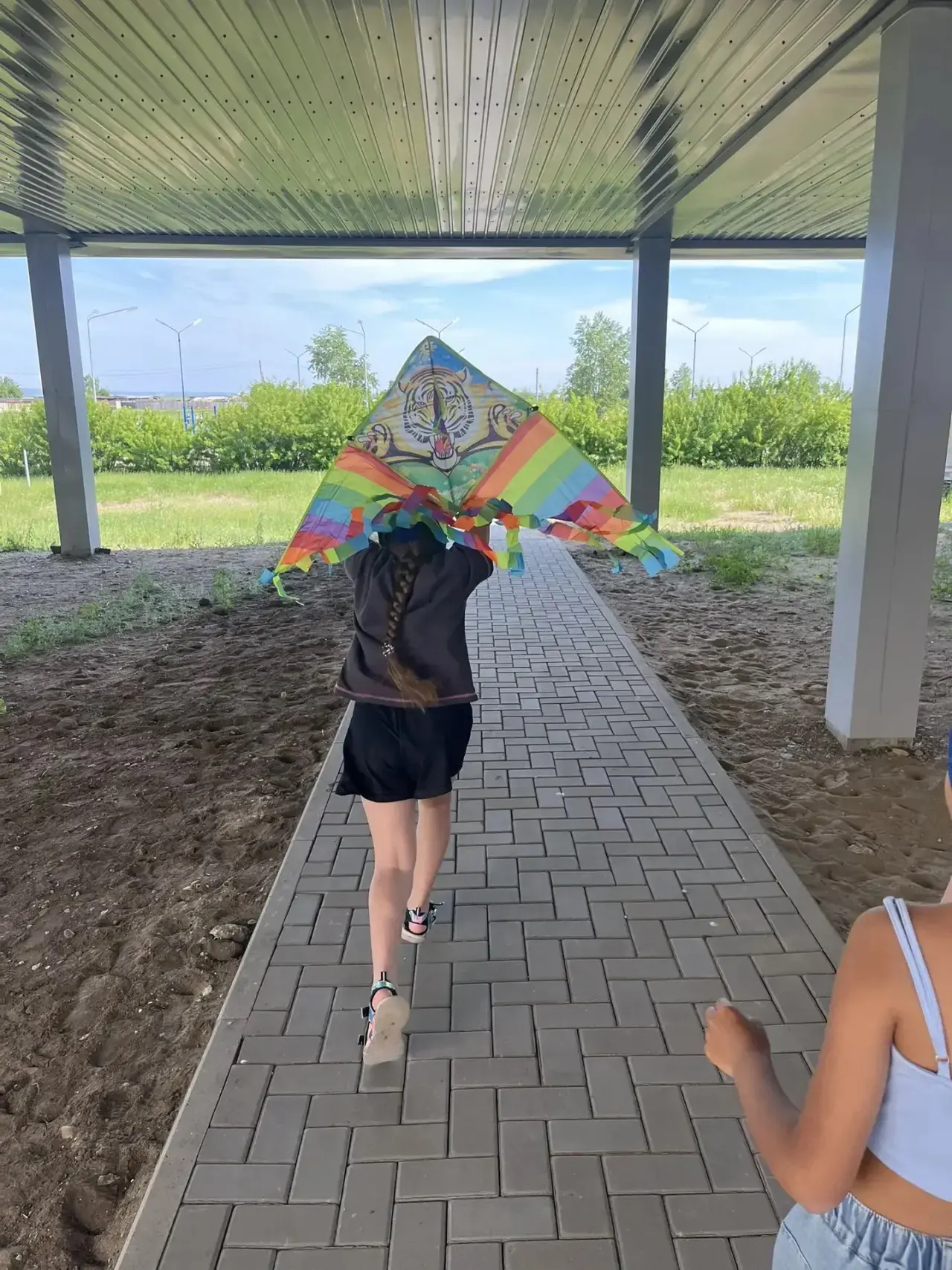 ☀️ 10 ИЮНЯ: В ГОСТЯХ У НАШИХ ДРУЗЕЙ БАШКИР! 🐝💦💃
Сегодня в нашем лагере невероятно жаркий, насыщен