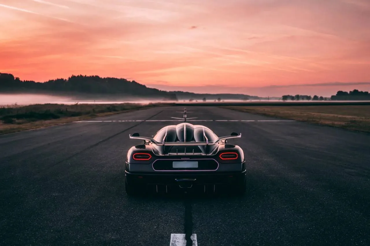 Гиперкар Koenigsegg выставили на продажу за $11 миллионов — раньше его связывали с Интерполом, ЧВК и
