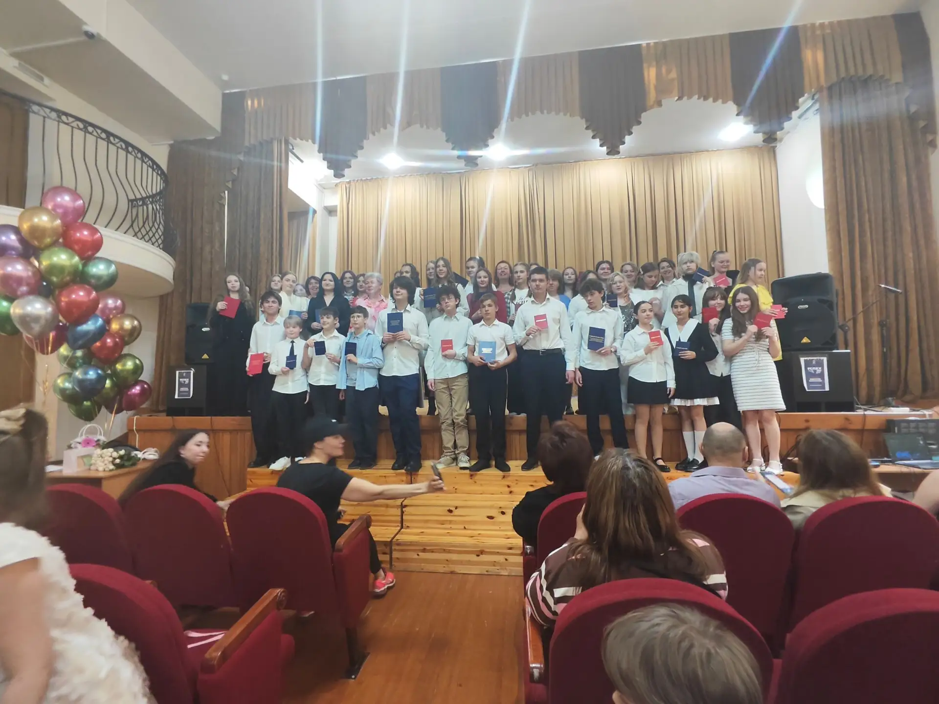 ✨03 июня в МБУДО Лесногородской ДШИ состоялось вручение выпускникам свидетельств об окончании школы.